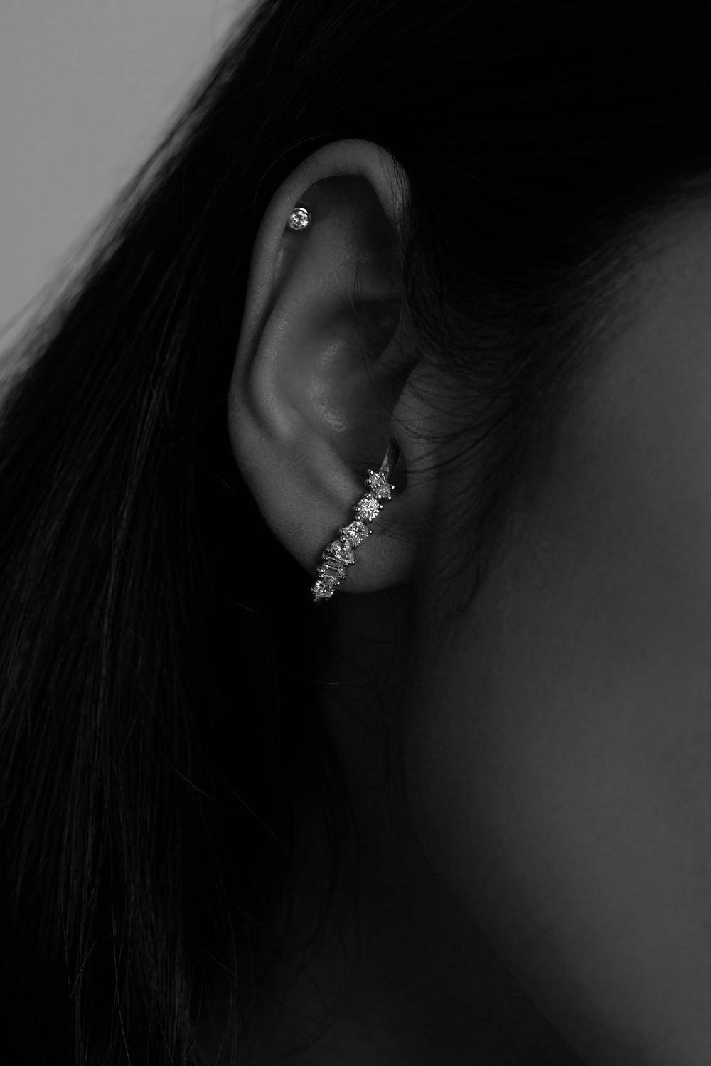 Scattered Diamond Earring | 18K White Gold
