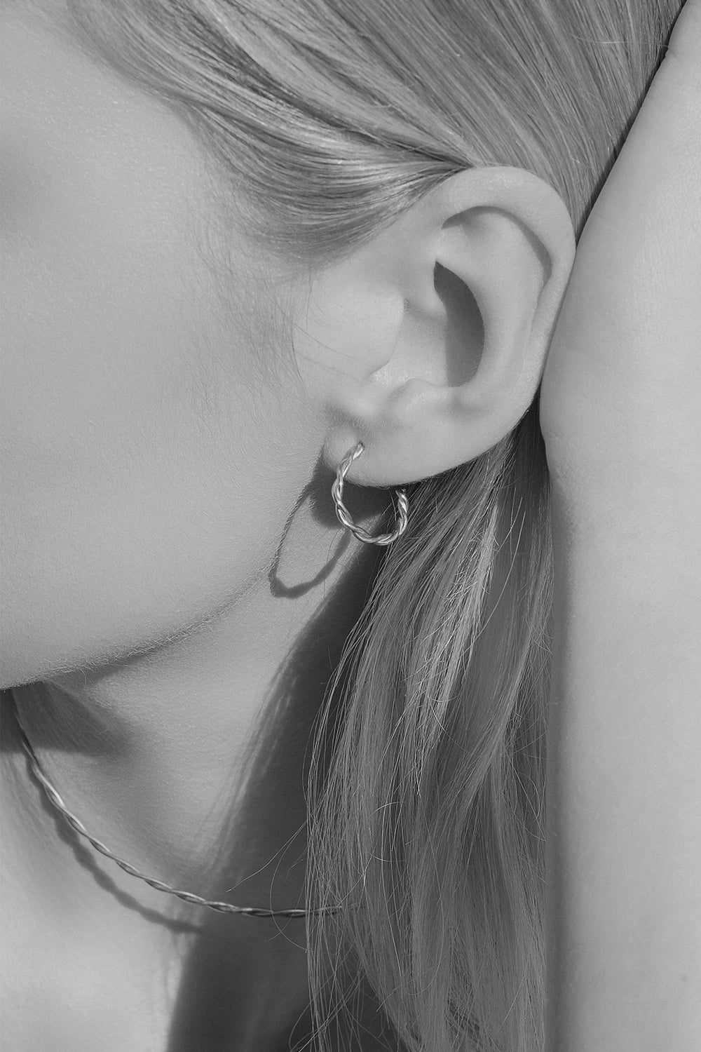 Helix Earrings Small | Silver