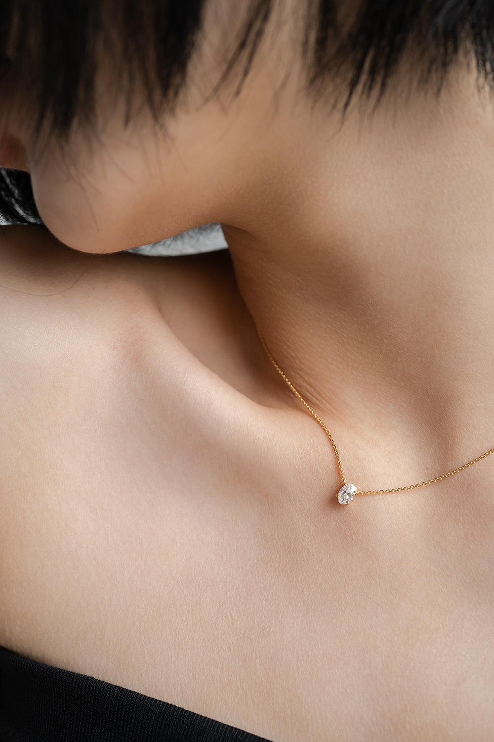 Oval Diamond Necklace | 18K Gold| Natasha Schweitzer