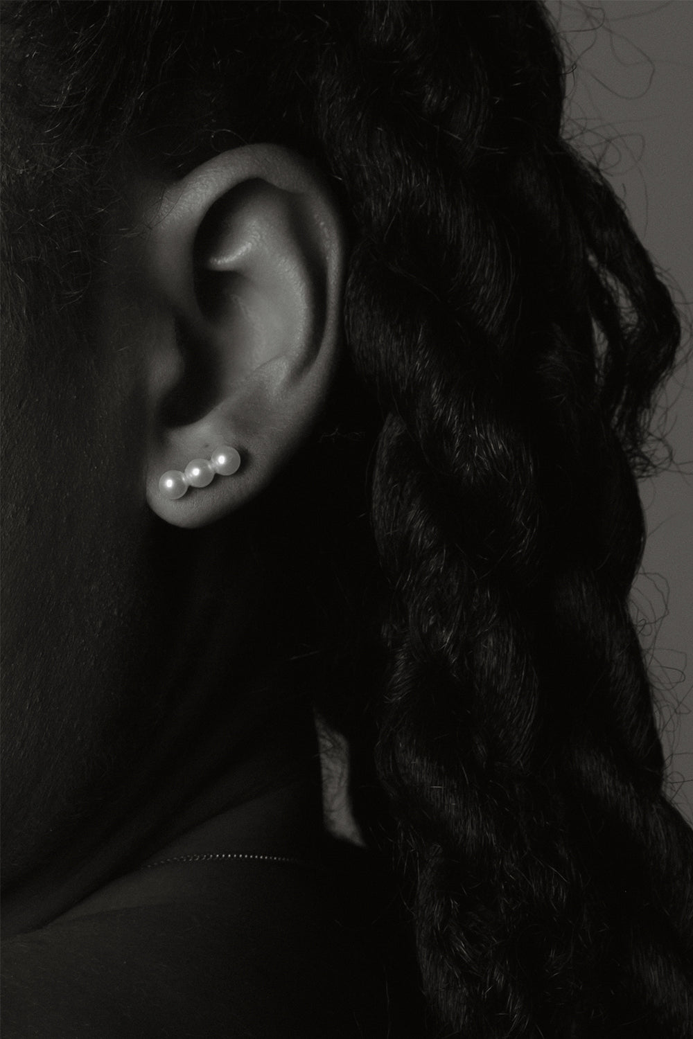 Sarah 3 Pearl Earrings | Silver| Natasha Schweitzer