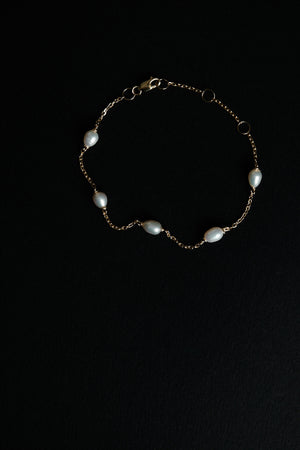 Oval Pearl Bracelet | Silver | Natasha Schweitzer