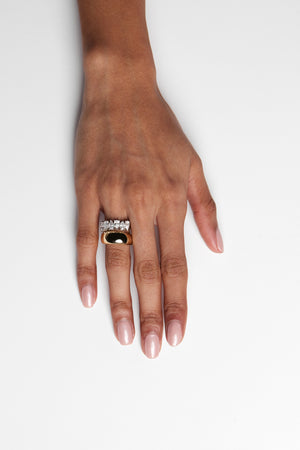 Blob Ring | Yellow Gold | Natasha Schweitzer