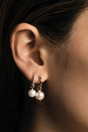 Elsa Diamond Hoops with Pearl Drop | 18K Yellow Gold | Natasha Schweitzer