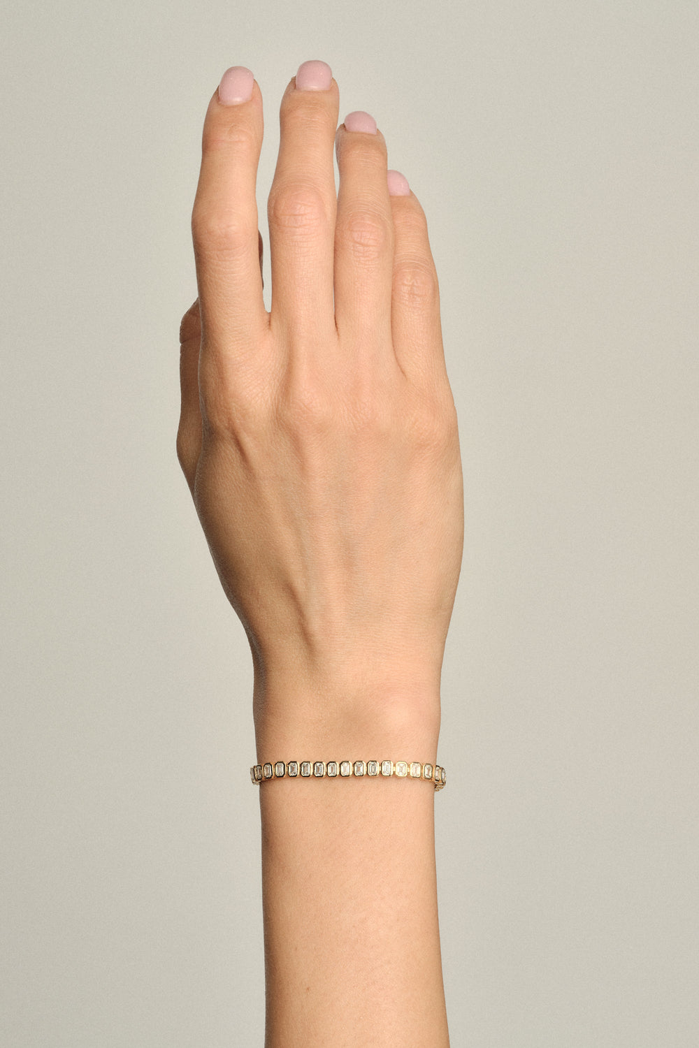 Emerald Bezel Diamond Tennis Bracelet | 18K White Gold