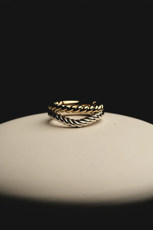 Curved Twist Ring | Silver | Natasha Schweitzer