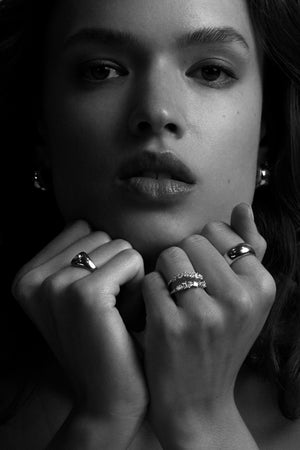 Scattered Diamond Ring | 18K White Gold | Natasha Schweitzer