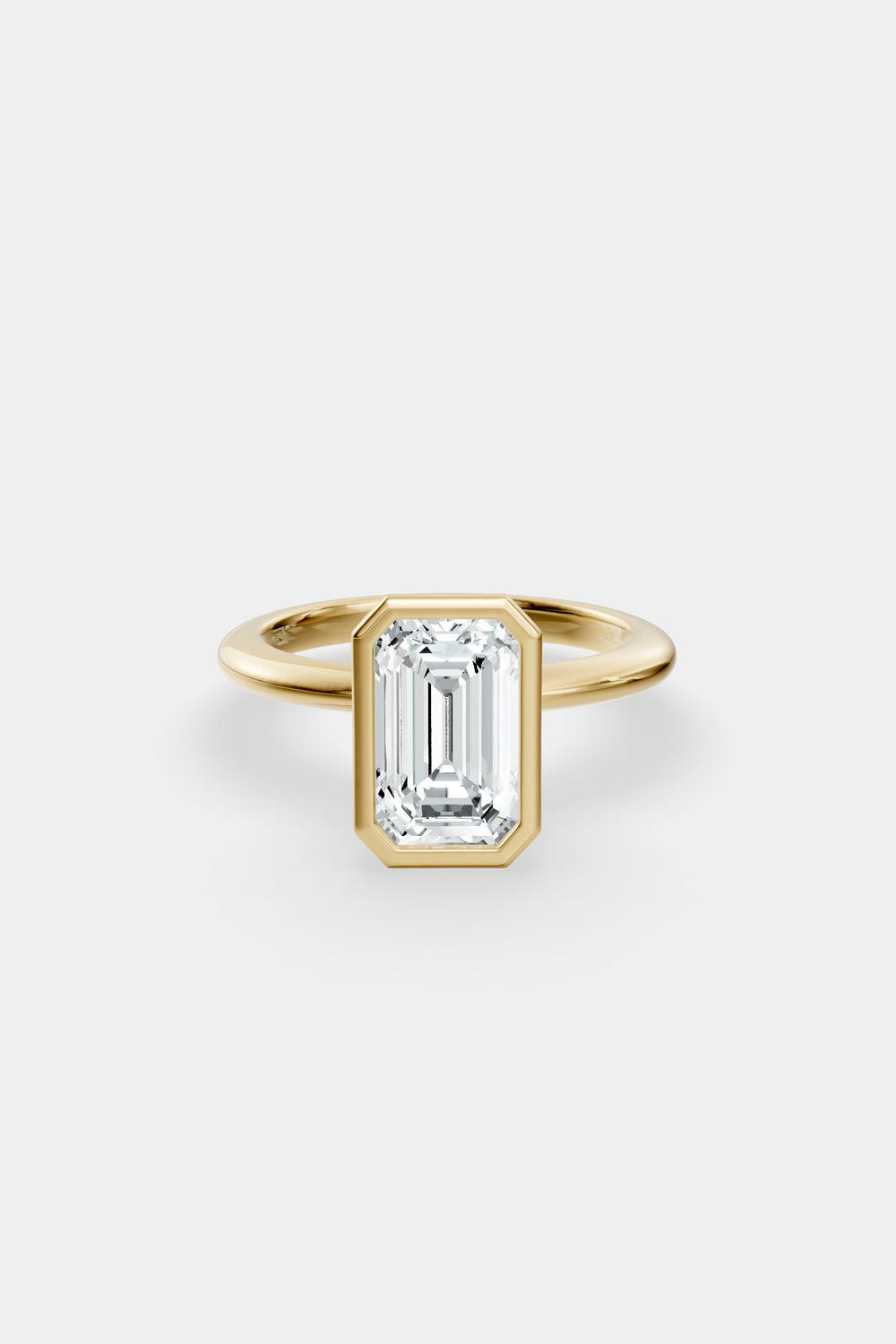 Emerald Diamond Bezel Ring | 18K Gold