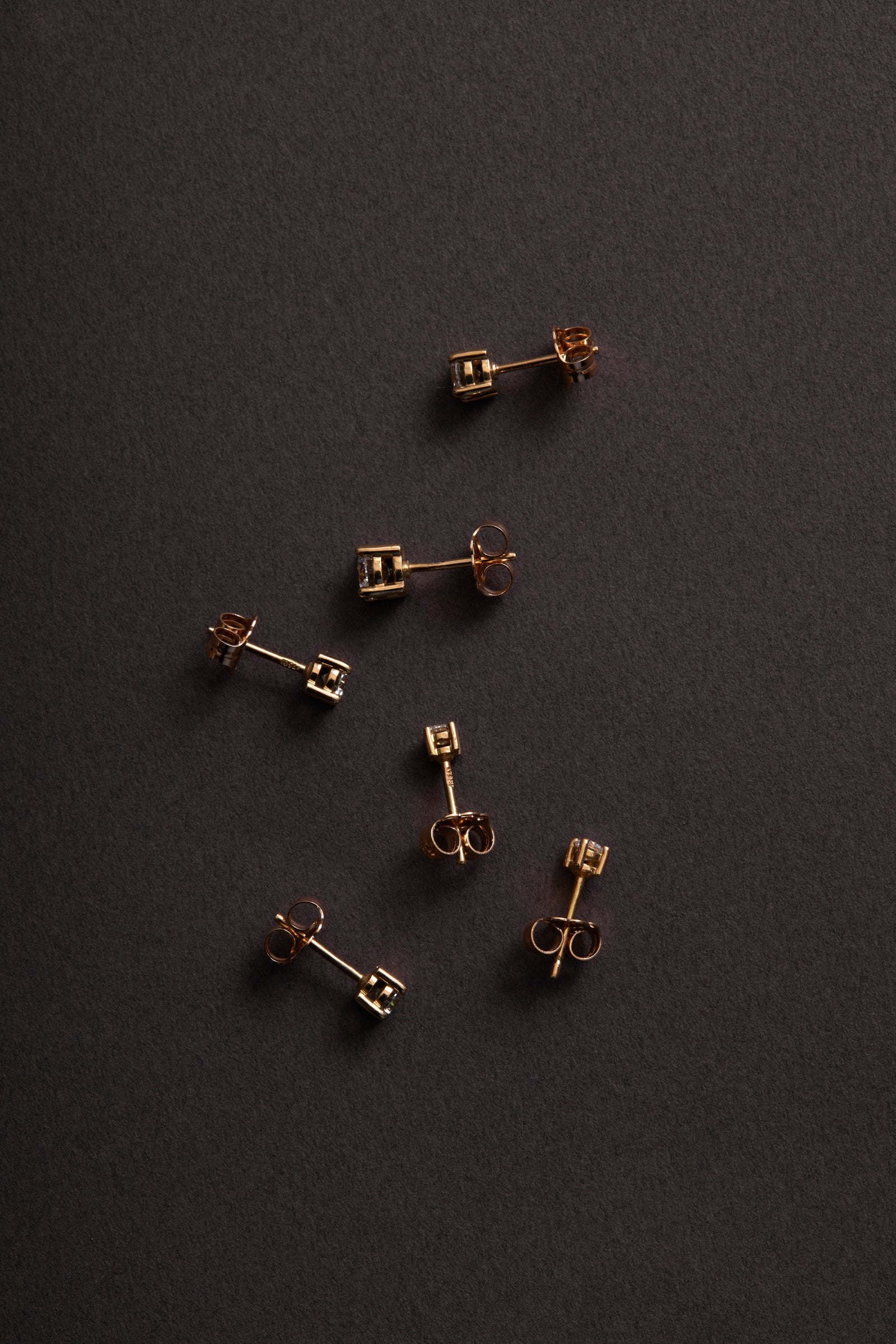 Round Diamond Studs | 18K White Gold| Natasha Schweitzer