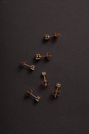 Round Diamond Studs | 18K White Gold | Natasha Schweitzer