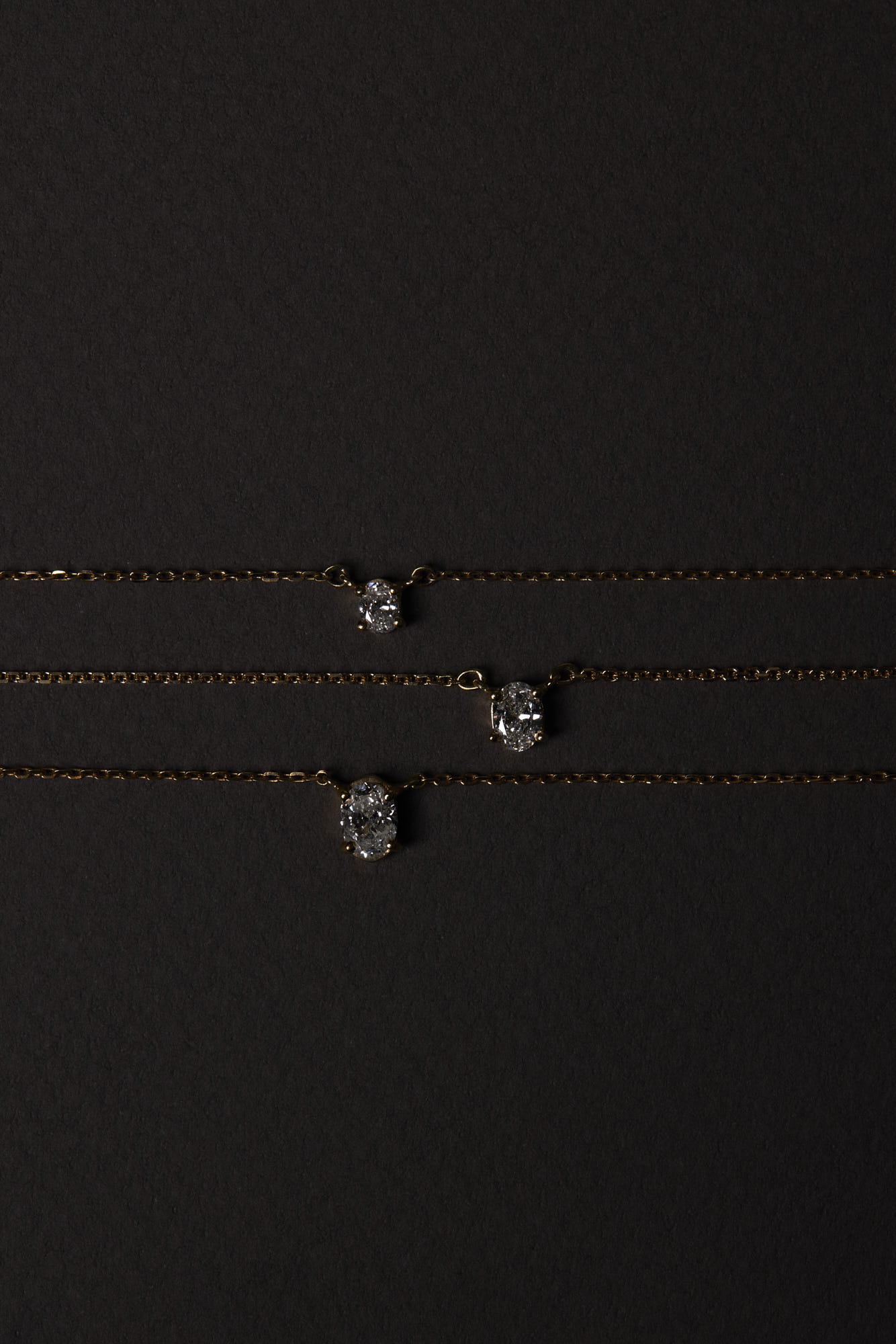 Oval Diamond Necklace | 18K Gold| Natasha Schweitzer