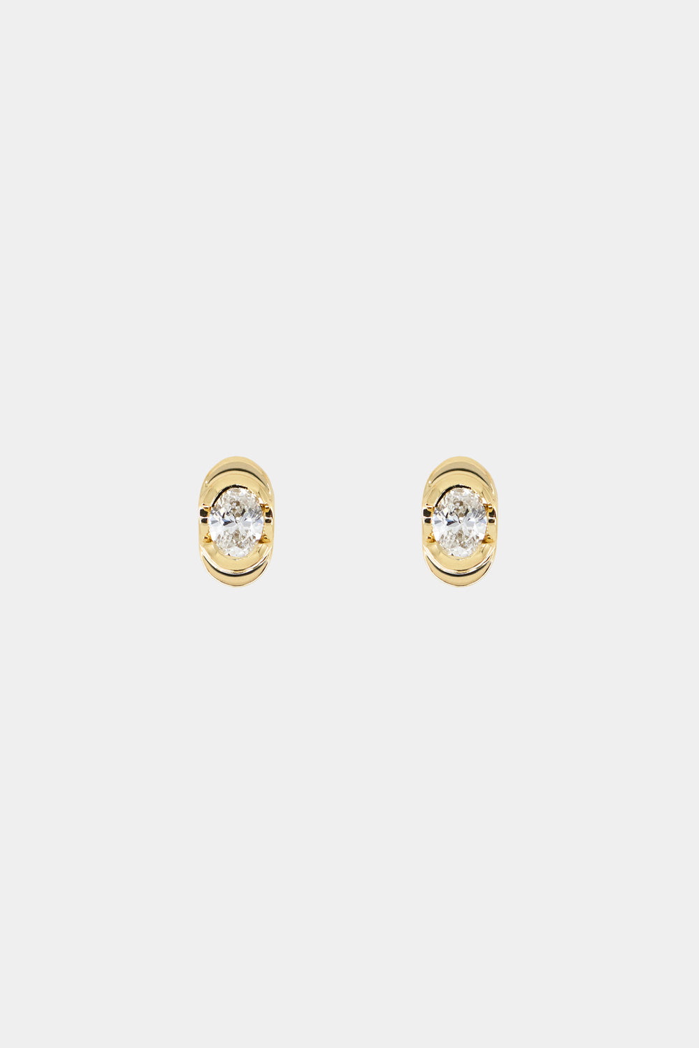 Mini Oval Diamond Studs | 18K Yellow Gold