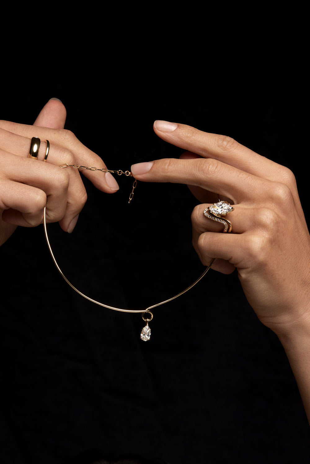 Omega Loop Necklace with Diamond | 18K White Gold| Natasha Schweitzer
