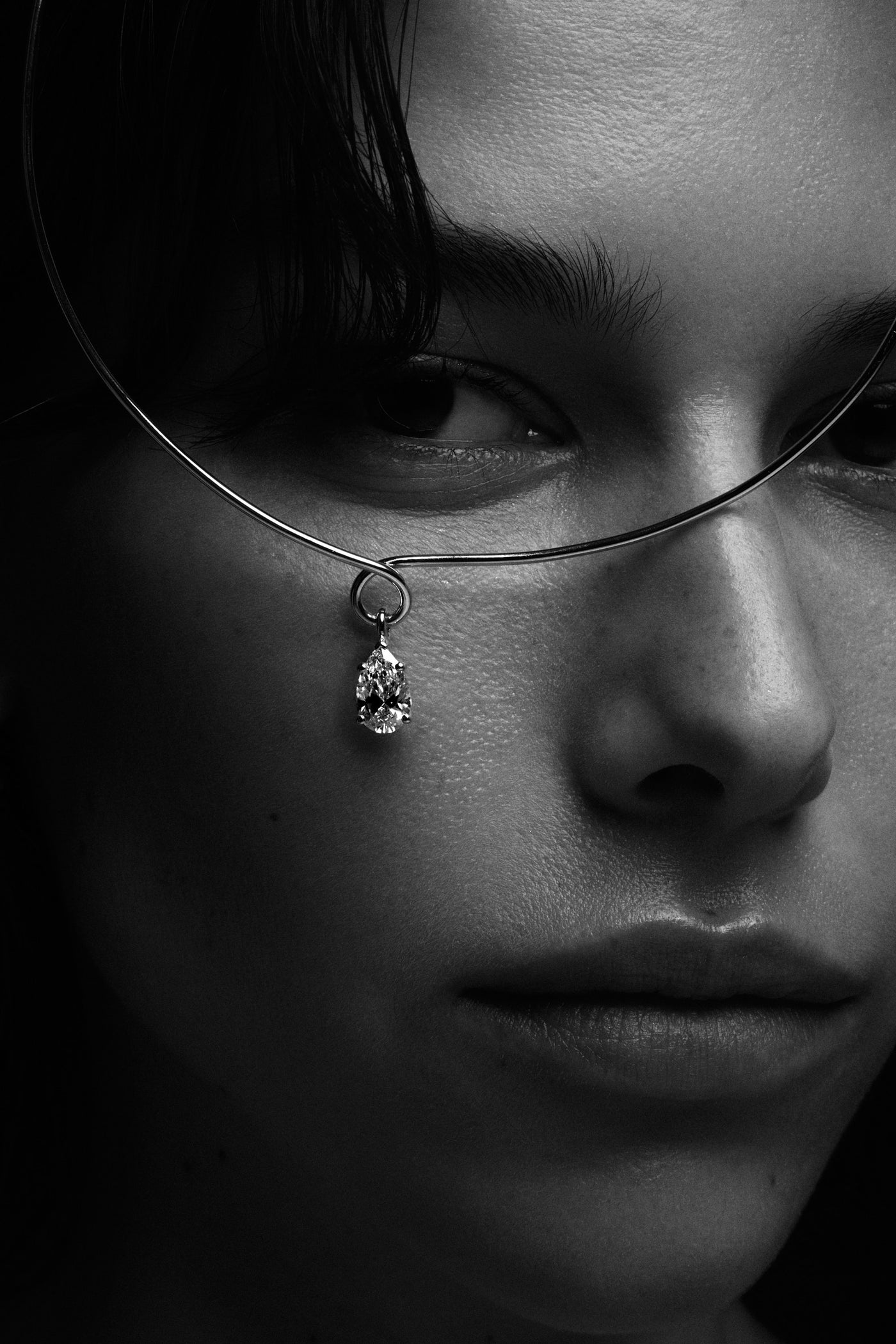 Omega Loop Necklace with Diamond | 18K White Gold