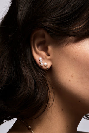 Lara Hoops with Pearl | 9K Yellow Gold | Natasha Schweitzer