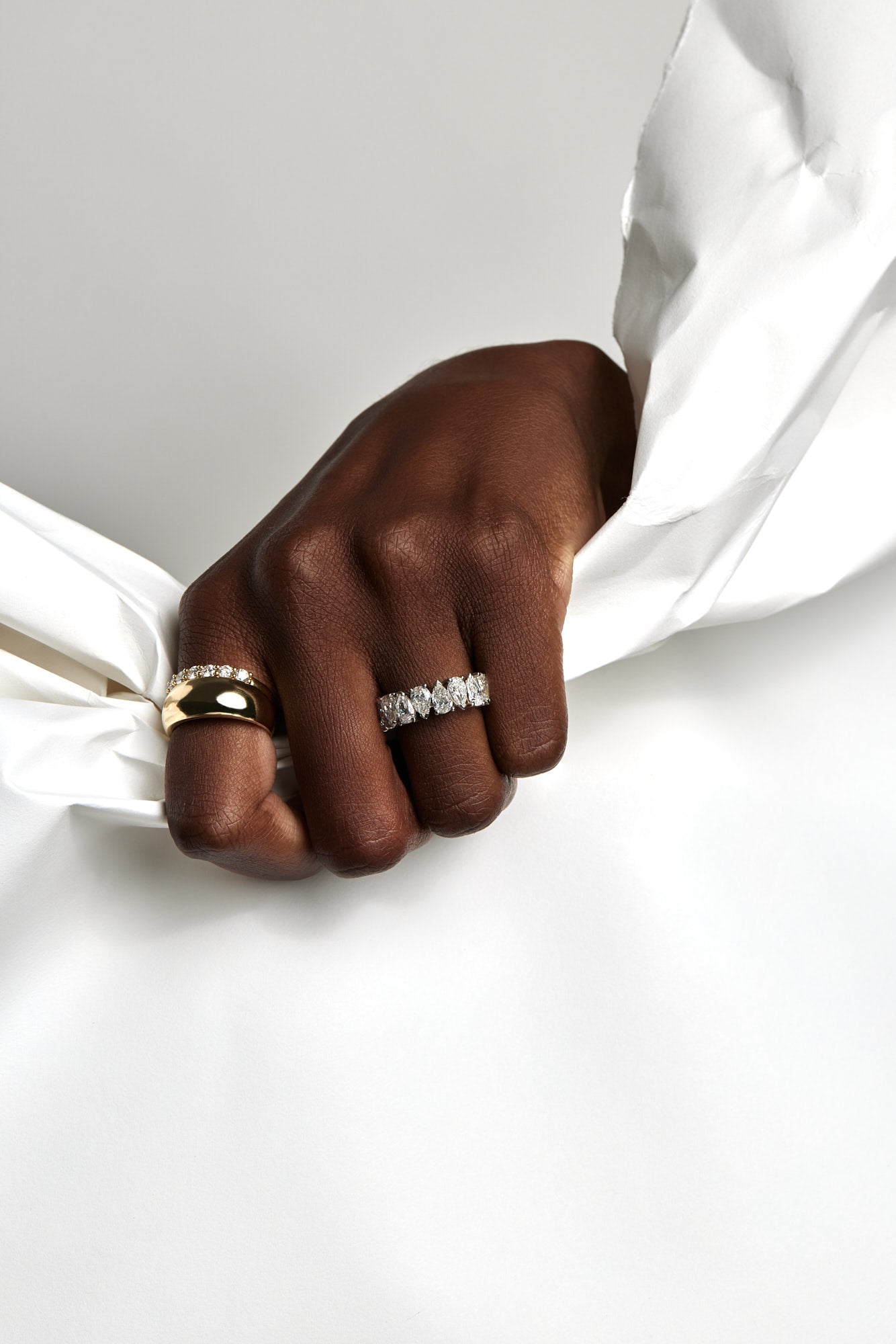 Verona Diamond Band | 18K Yellow Gold