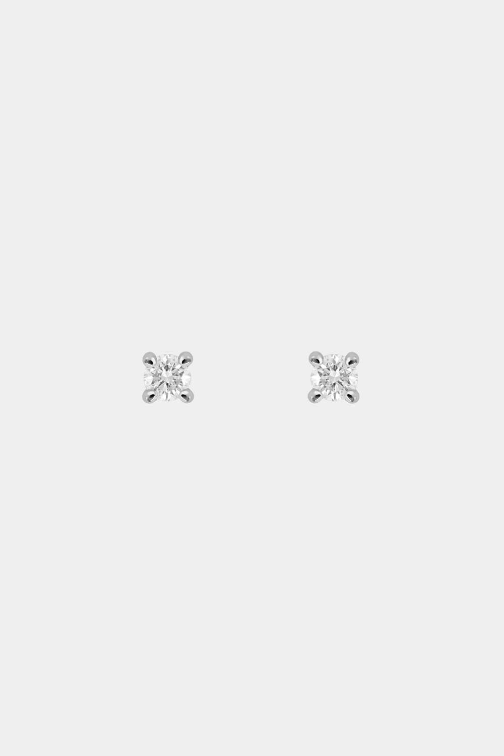 Round Diamond Studs | 18K White Gold