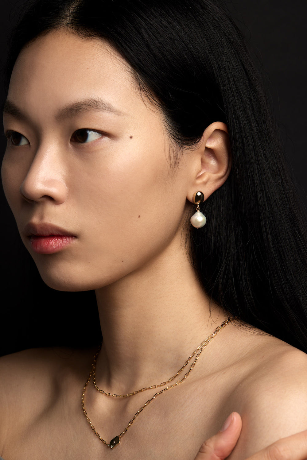 Vivienne Baroque Pearl Earrings | 9K Yellow Gold| Natasha Schweitzer