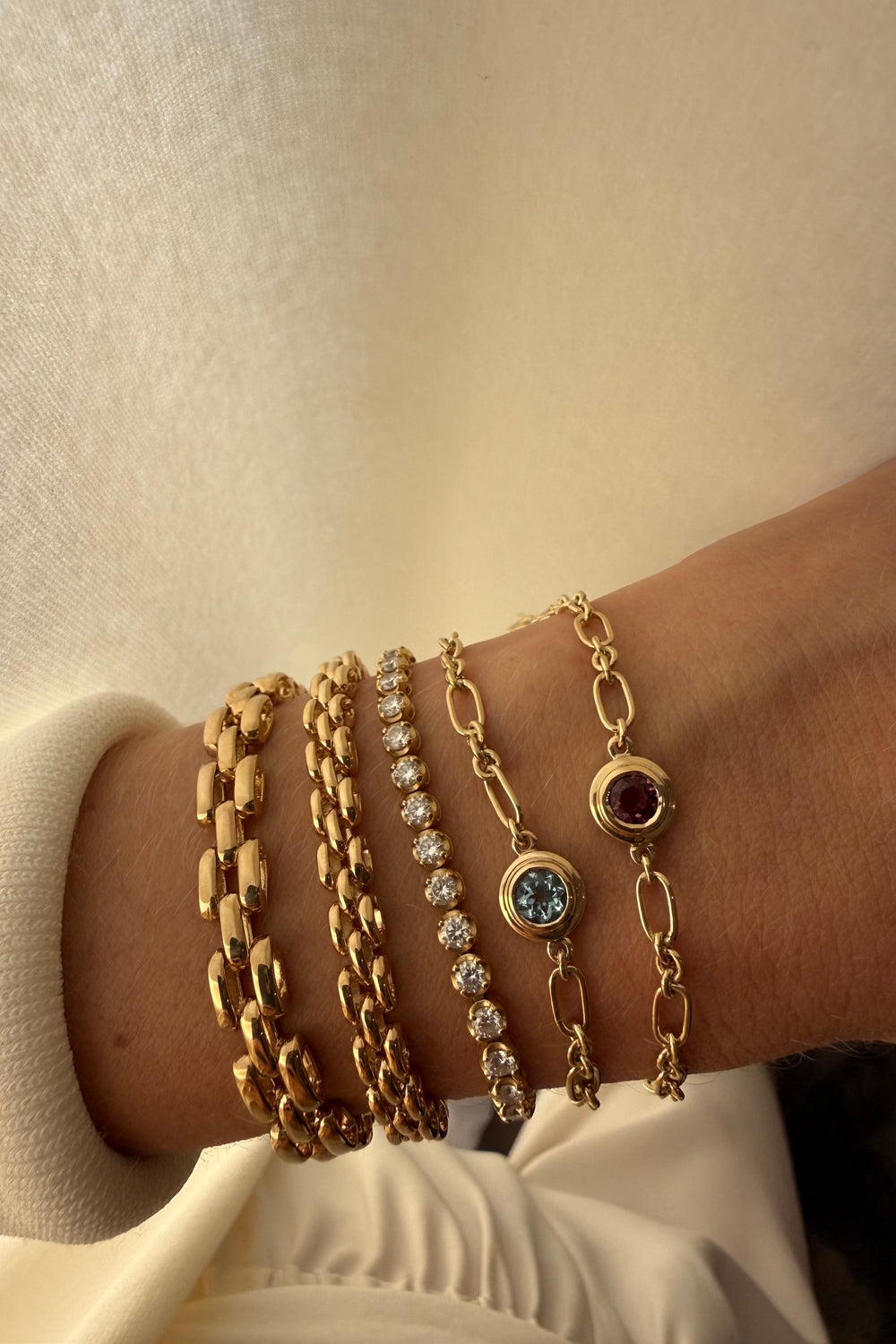Roma Round Gemstone Bracelet | Yellow Gold, More Options Available| Natasha Schweitzer