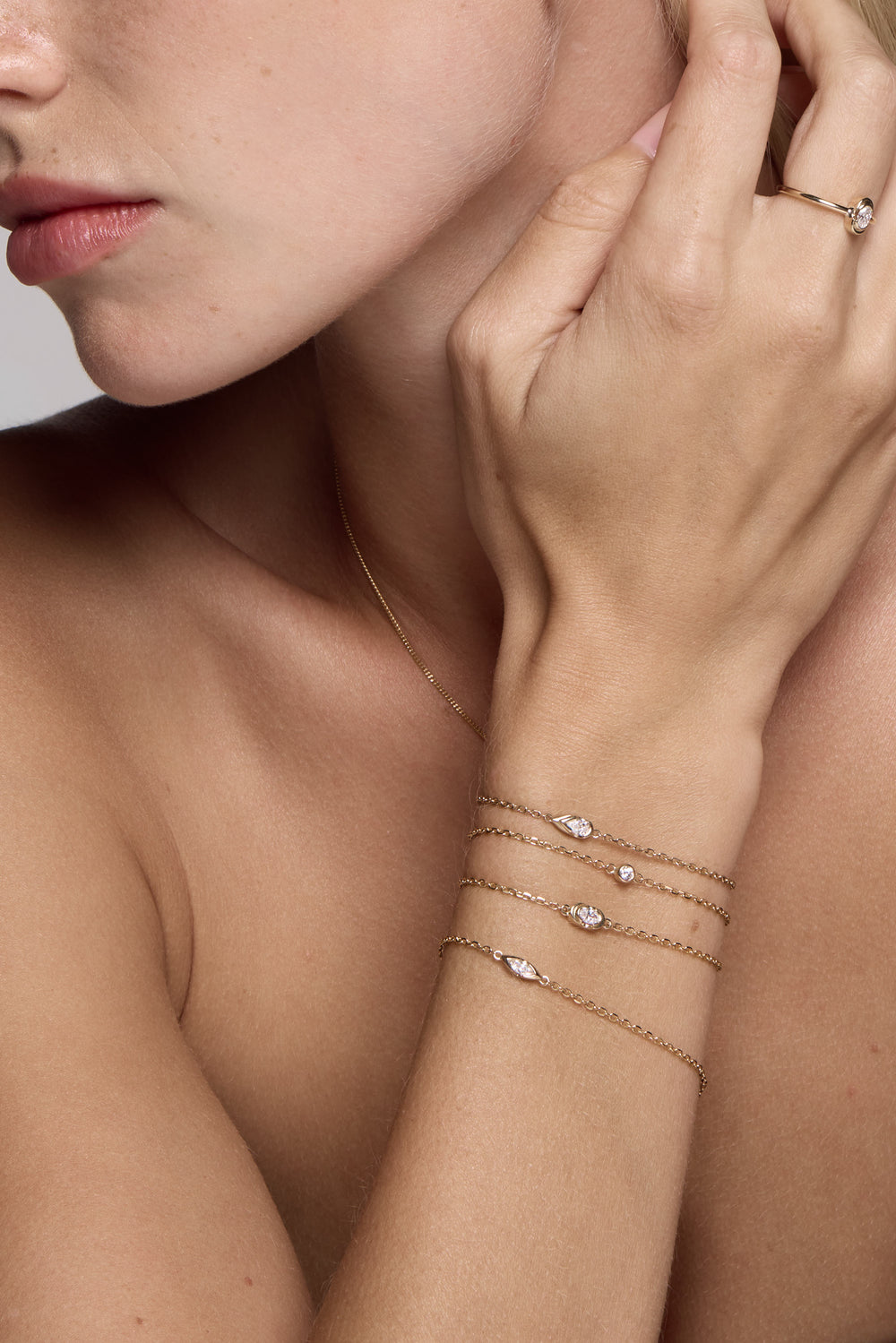 Mini Round Diamond Bracelet | 9K Rose Gold| Natasha Schweitzer