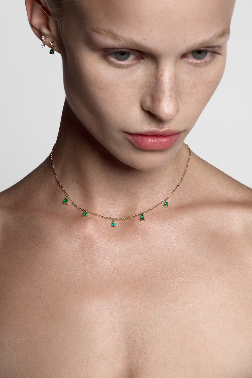 Ilona Pear Emerald Necklace | 18K Yellow Gold