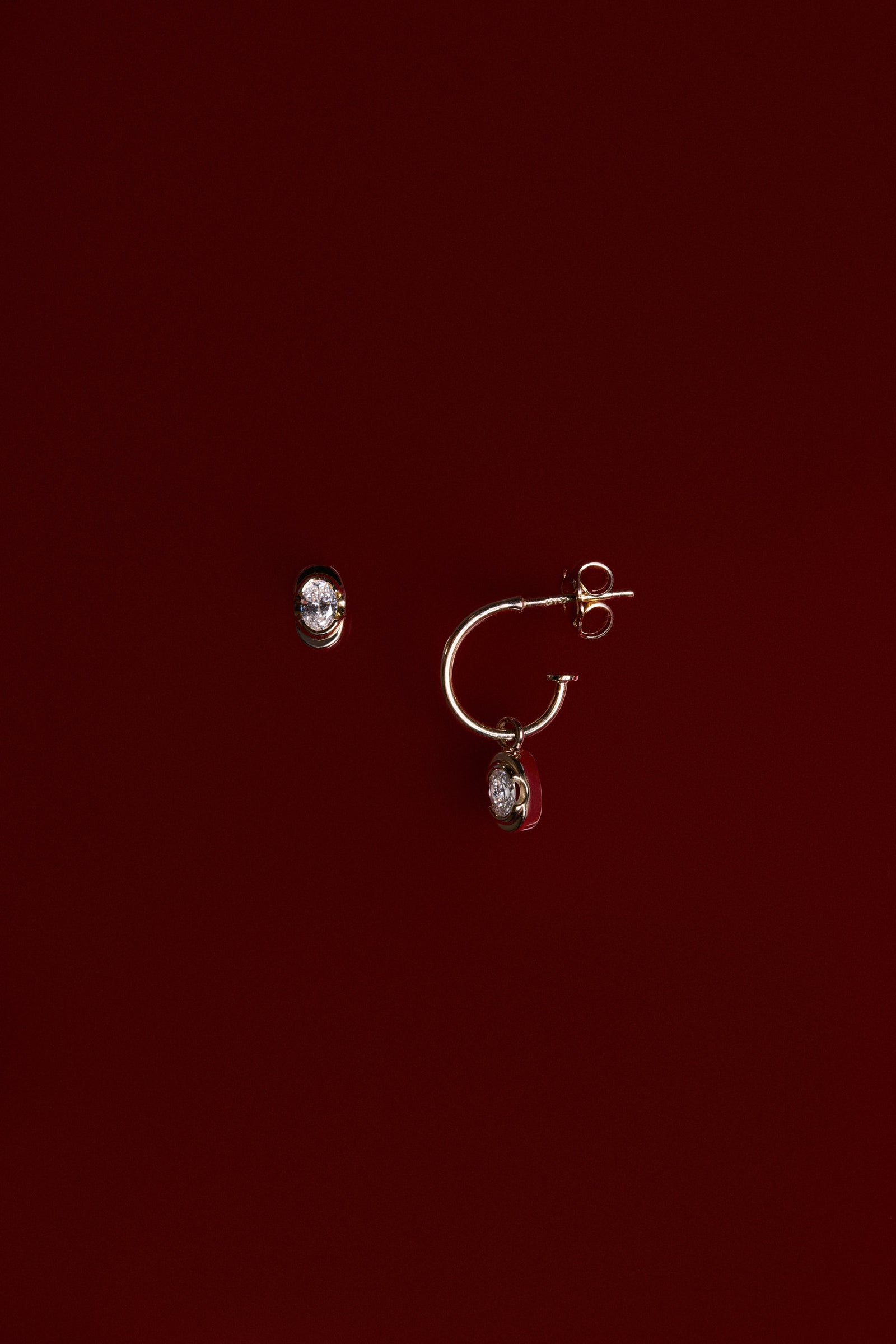Mini Oval Diamond Studs | 18K Yellow Gold| Natasha Schweitzer