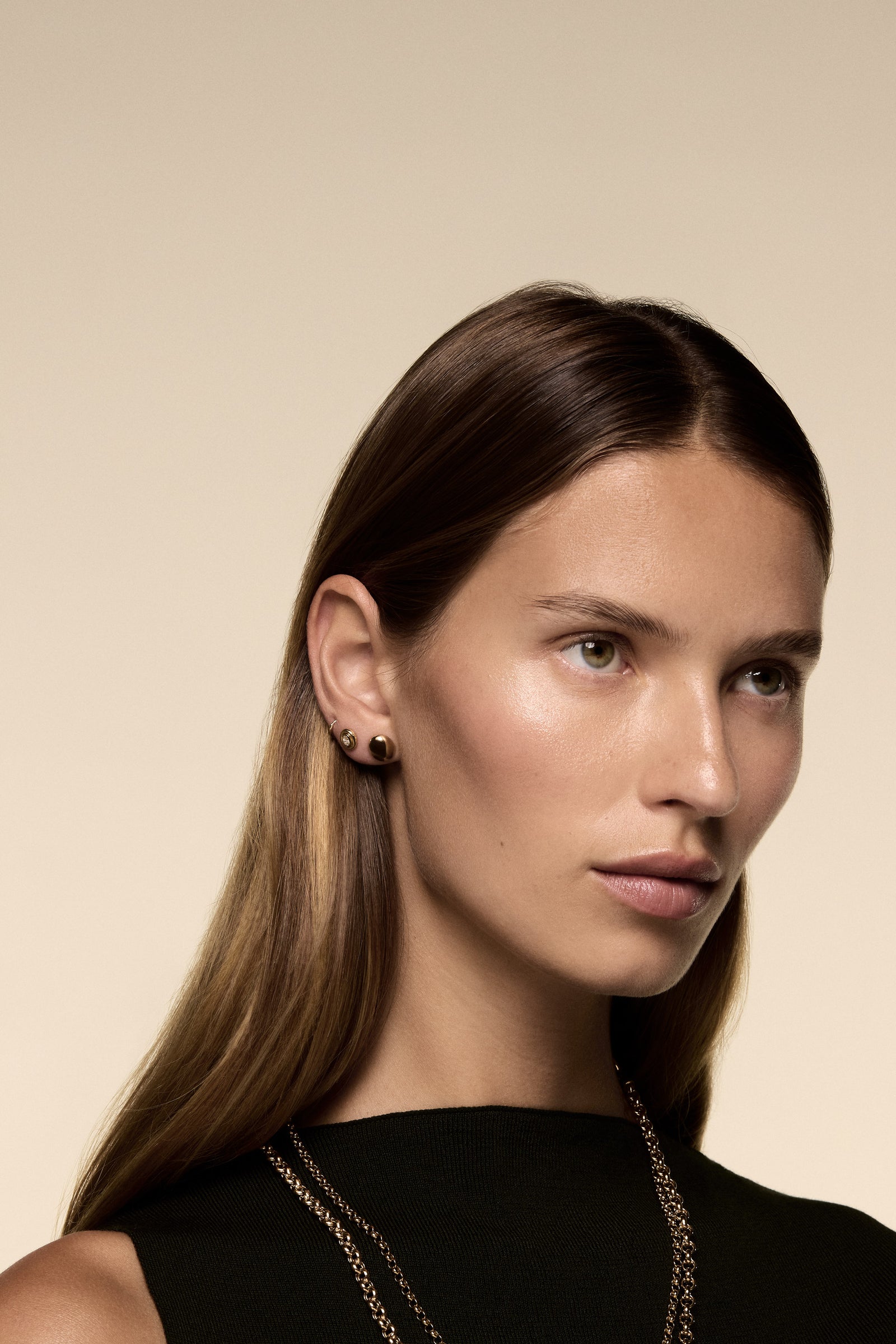 Vivienne Large Oval Studs | 9K Yellow Gold| Natasha Schweitzer