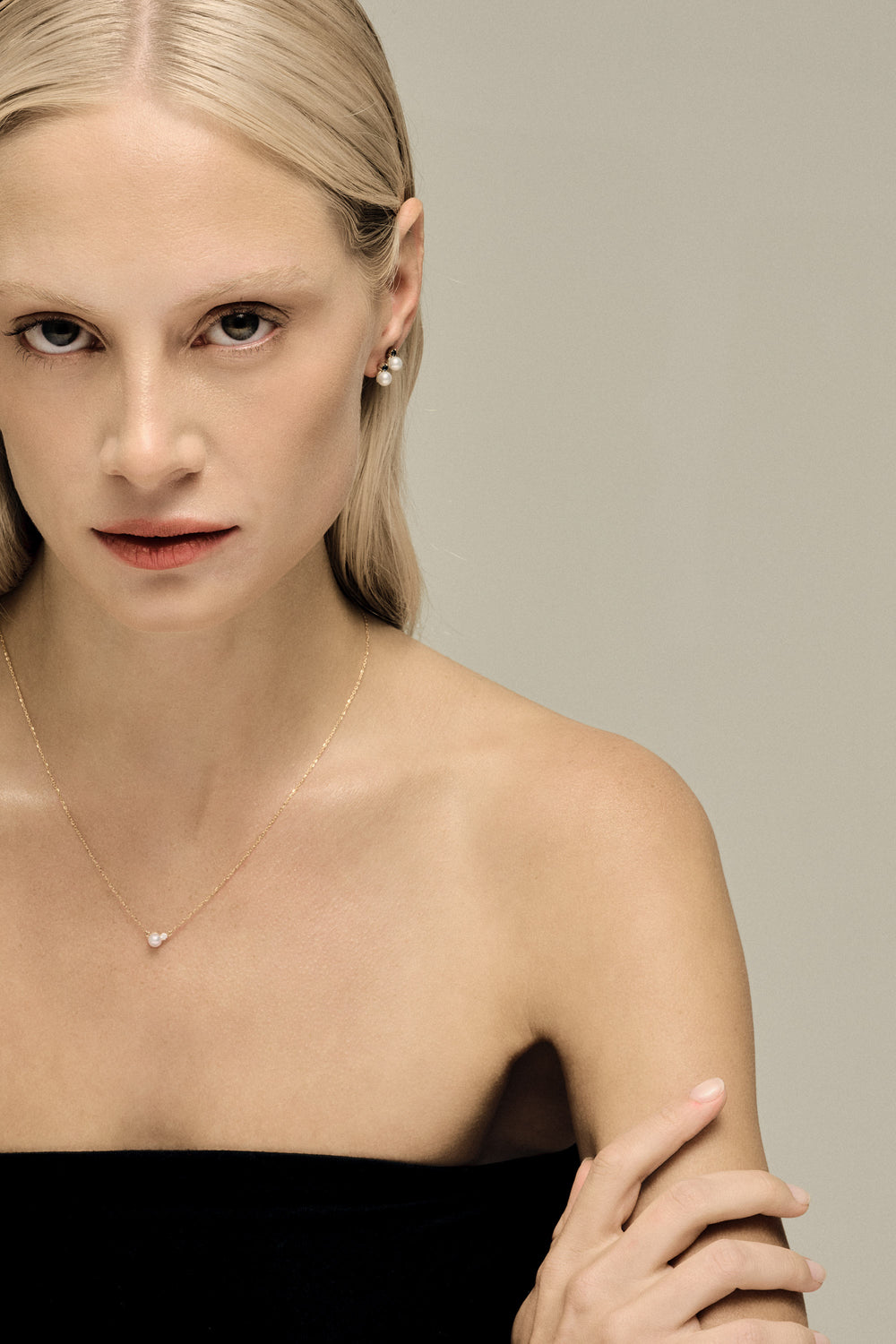 Diamond Pearl Duo Necklace | 9K Yellow Gold| Natasha Schweitzer