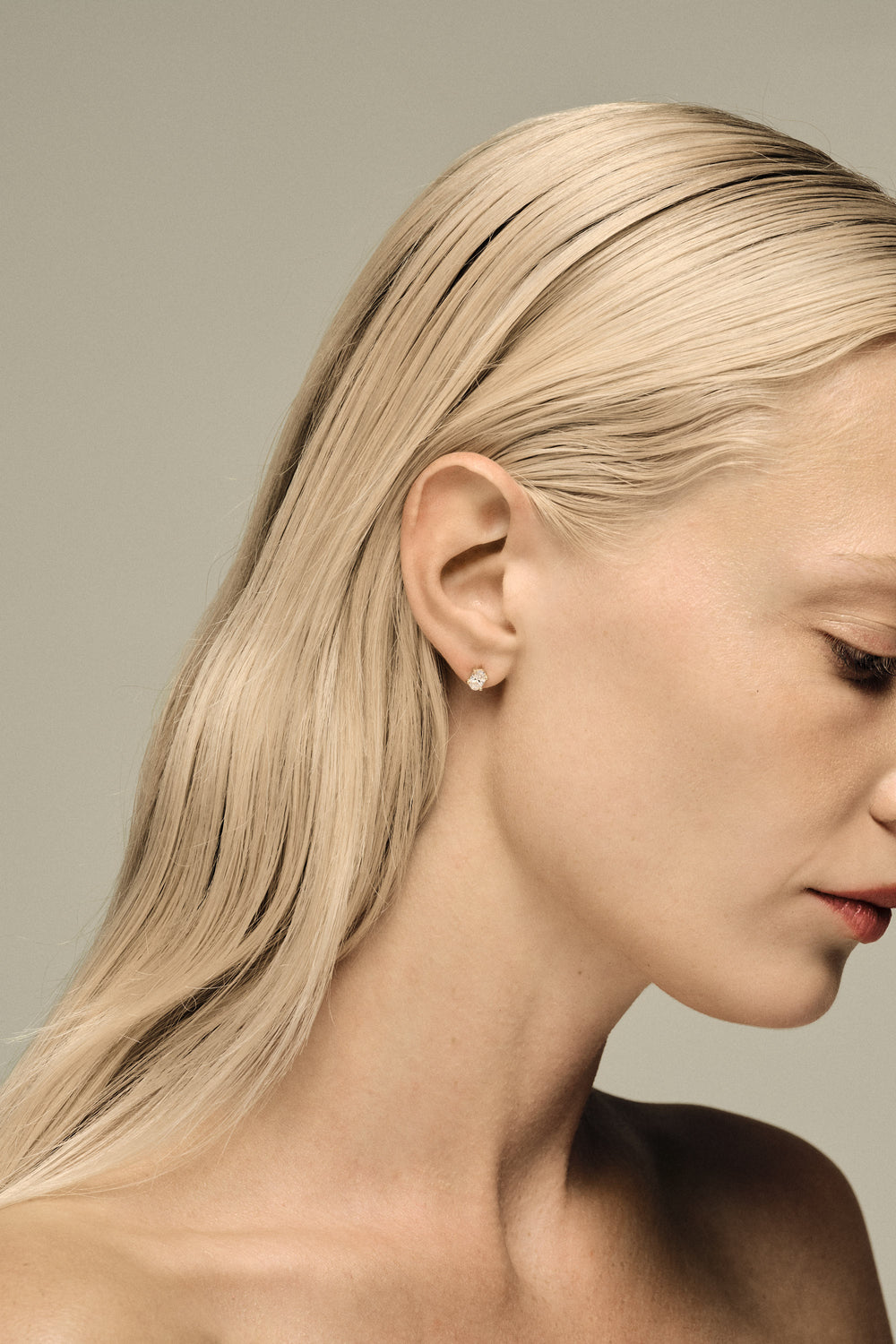 Oval Diamond Studs | 18K White Gold| Natasha Schweitzer
