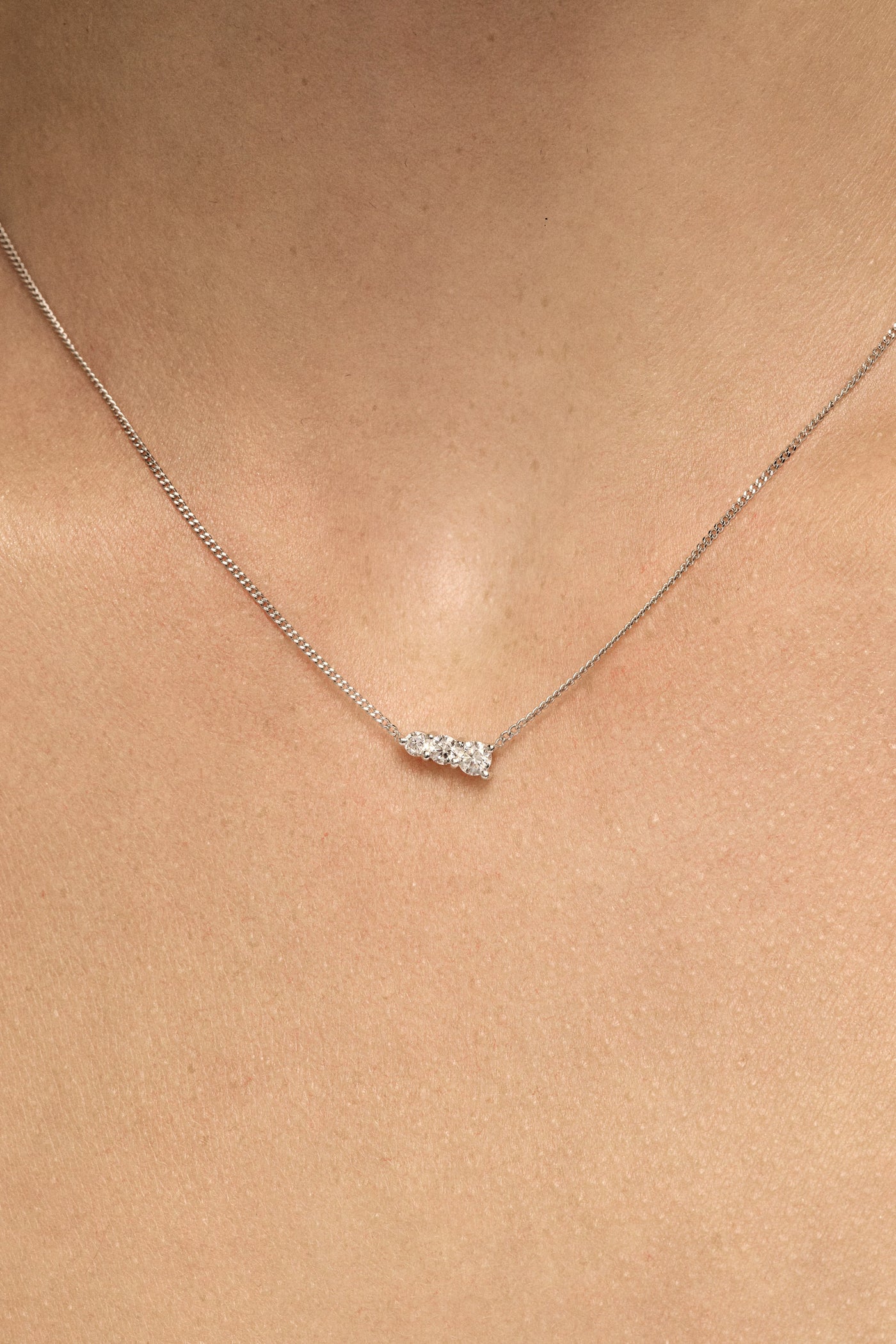 Aurora Necklace | 18K White Gold