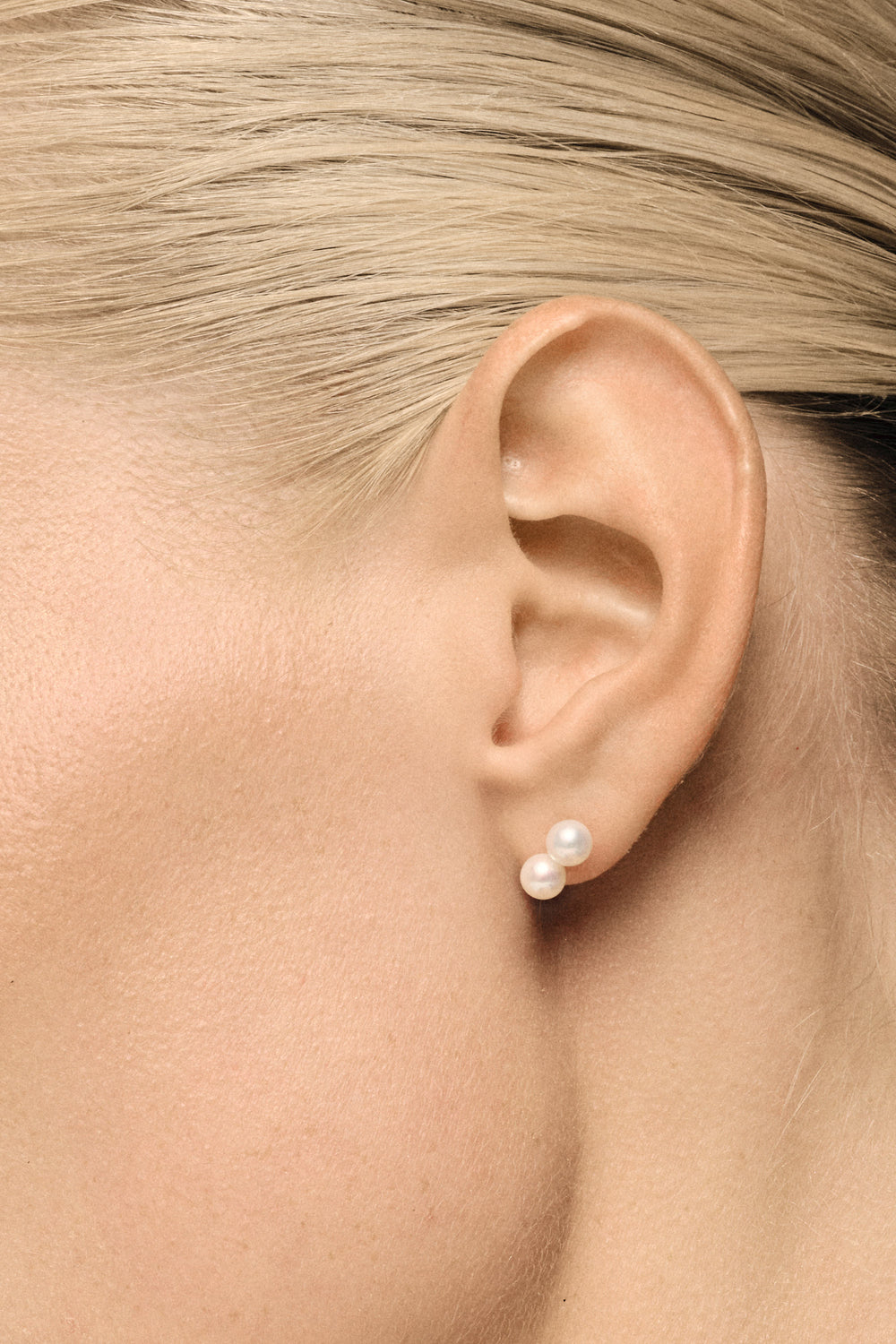 Sarah 2 Pearl Studs | 9K Yellow Gold