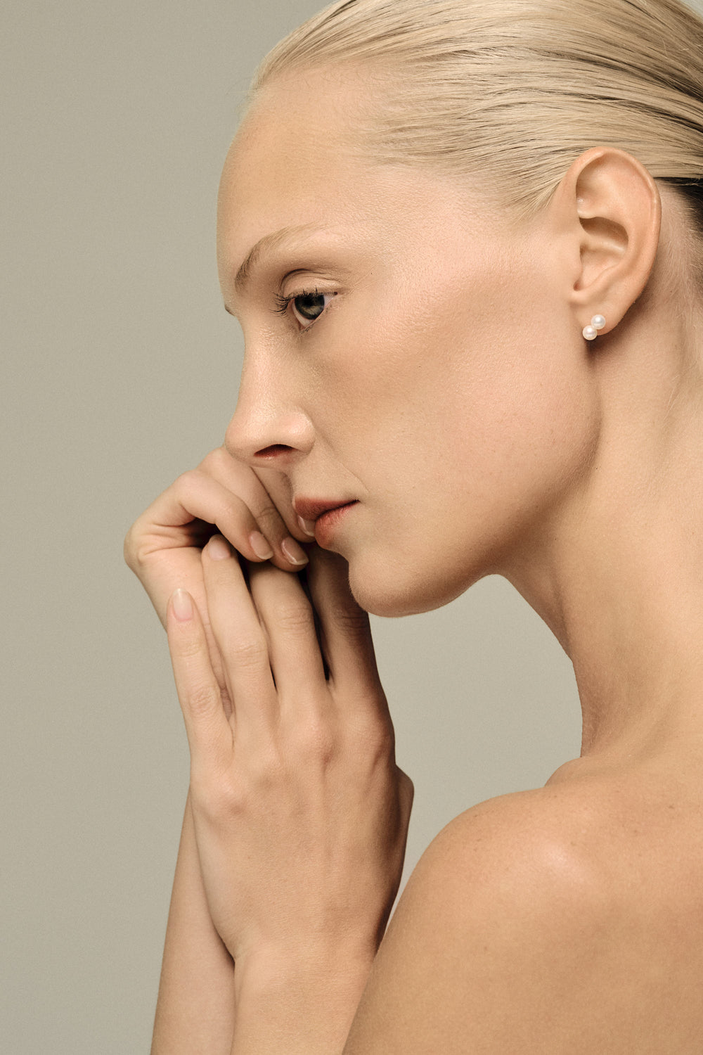 Sarah 2 Pearl Studs | 9K Yellow Gold| Natasha Schweitzer