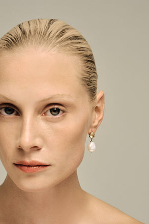 Oval Lemon Quartz Pearl Earrings | 9K Yellow Gold | Natasha Schweitzer