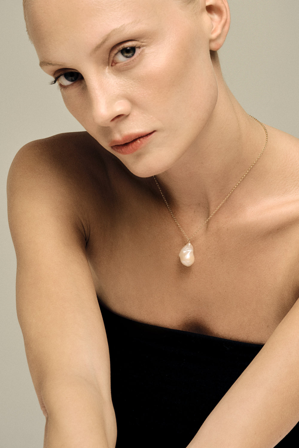 Baroque Pearl Choker | Yellow Gold| Natasha Schweitzer