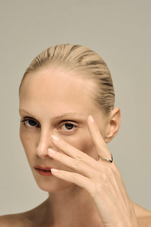 En Pointe Ring | 9K Yellow or Rose Gold | Natasha Schweitzer