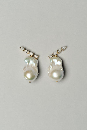 Arwen Diamond Pearl Earrings | 18K White Gold | Natasha Schweitzer