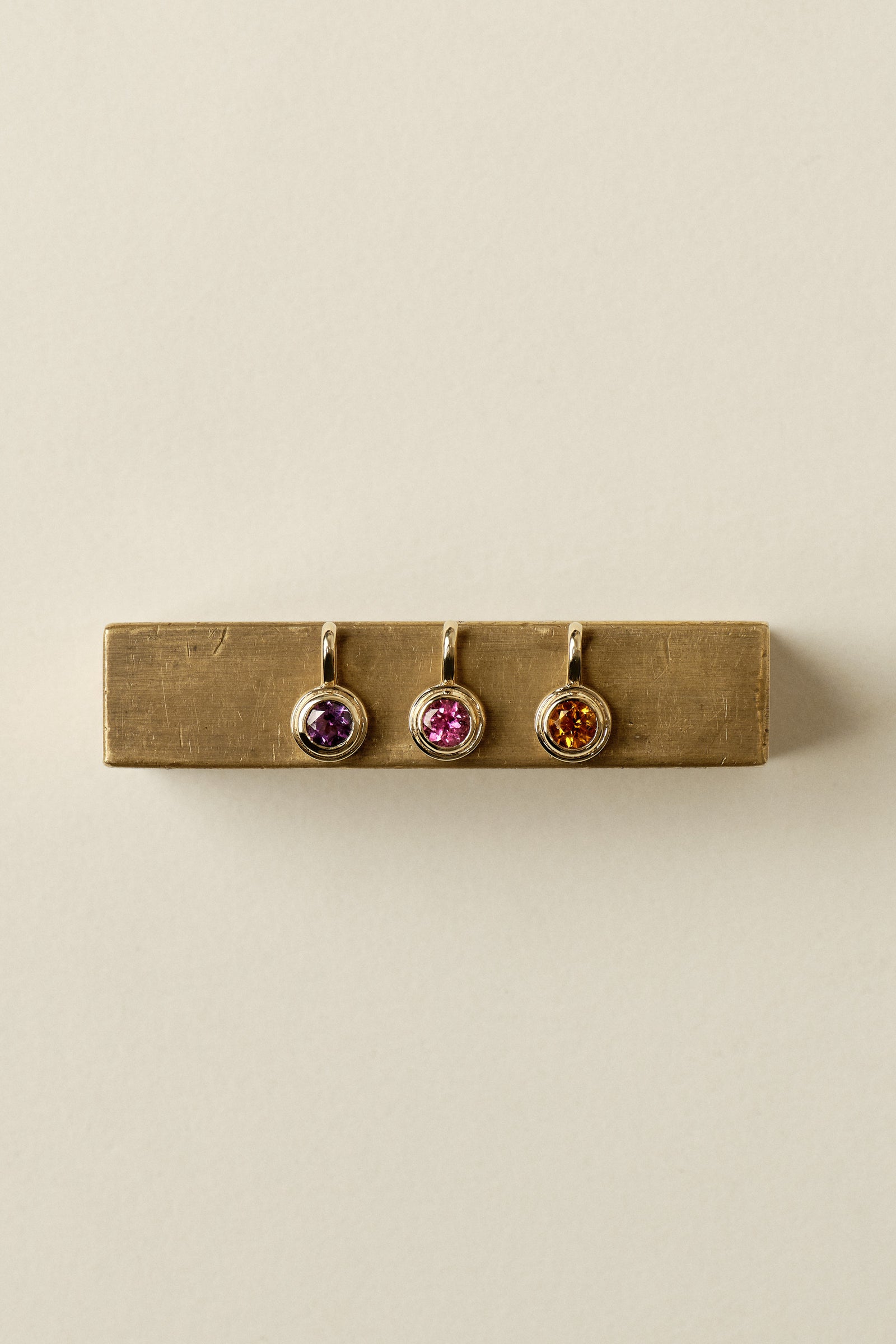 Roma Round Gemstone Pendant | Yellow Gold, More Options Available| Natasha Schweitzer