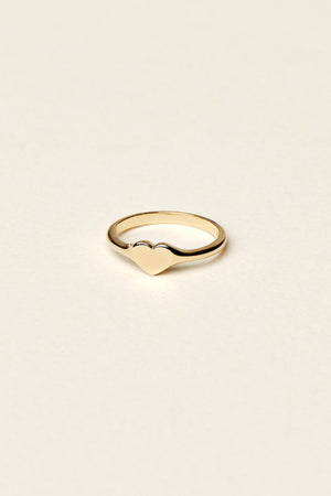 Mini Heart Signet Ring | 9K White Gold | Natasha Schweitzer