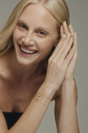 Mini Oval Diamond Bracelet | 9K White Gold