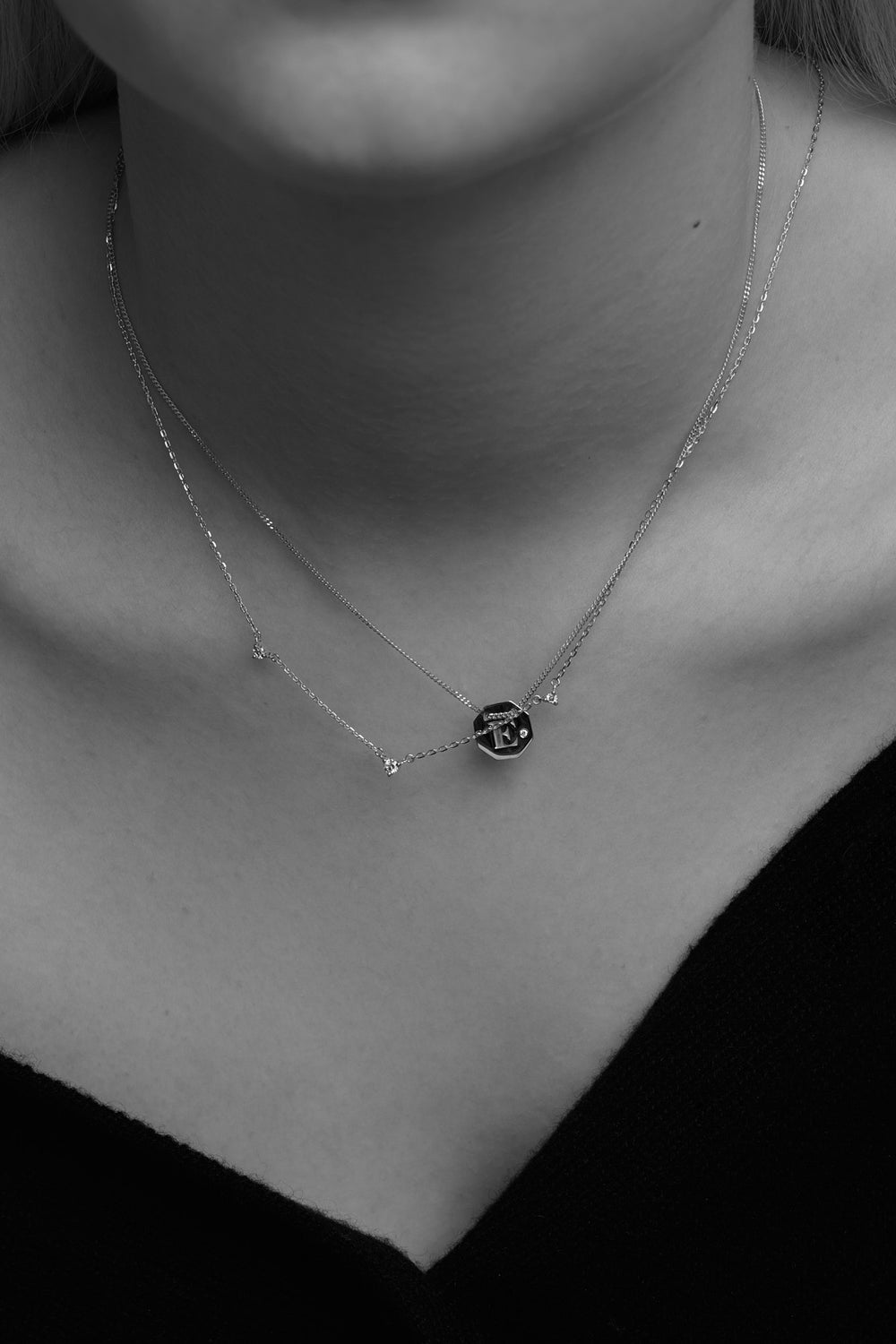 3 Round Diamond Necklace | White Gold