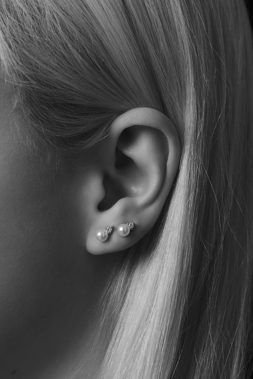 Diamond Pearl Duo Earrings | 9K White Gold| Natasha Schweitzer
