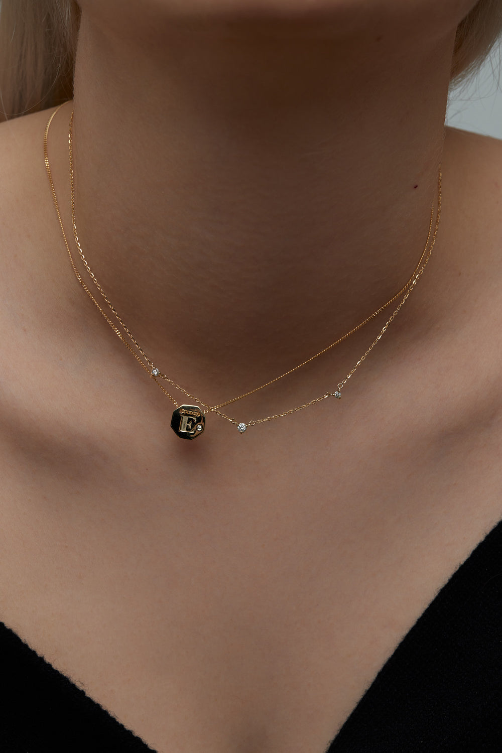 3 Round Diamond Necklace | Yellow Gold