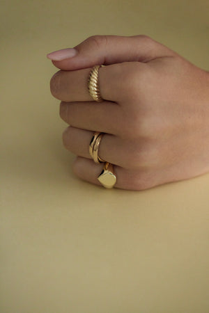 Pear Signet Ring | Yellow Gold, More Options Available | Natasha Schweitzer