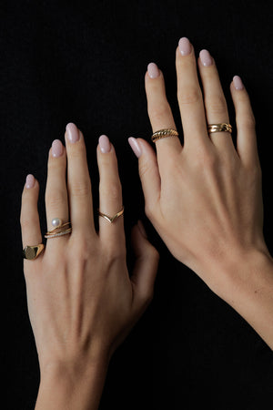 Gisele Ring | 9K Yellow Gold | Natasha Schweitzer