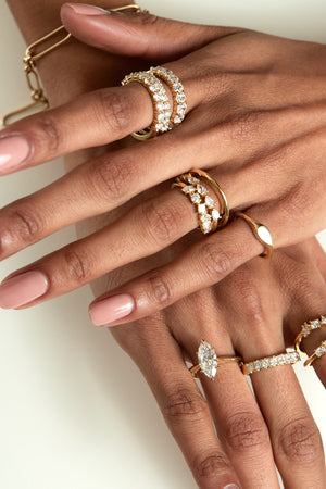 Mini Pear Signet Ring | Yellow Gold | Natasha Schweitzer