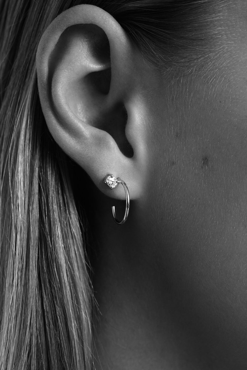 Mini Lara Oval Diamond Hoop Earrings | 18K White Gold| Natasha Schweitzer