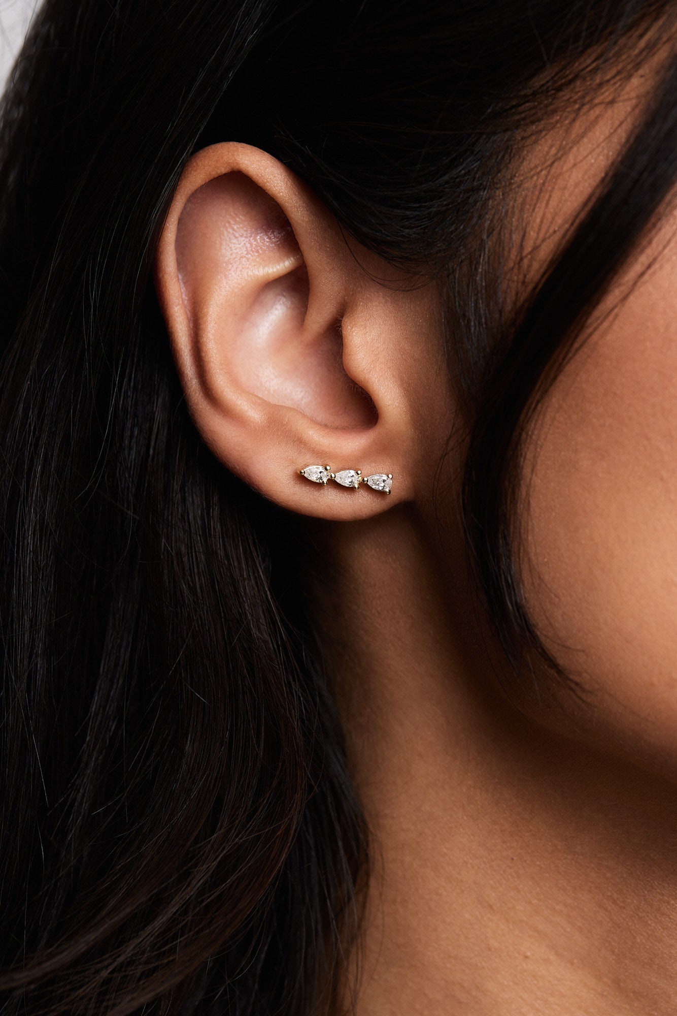 Pear Diamond Bar Studs | 18K Yellow Gold
