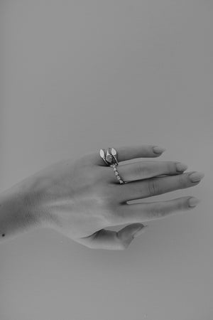 Mini Pear Signet Ring | White Gold | Natasha Schweitzer