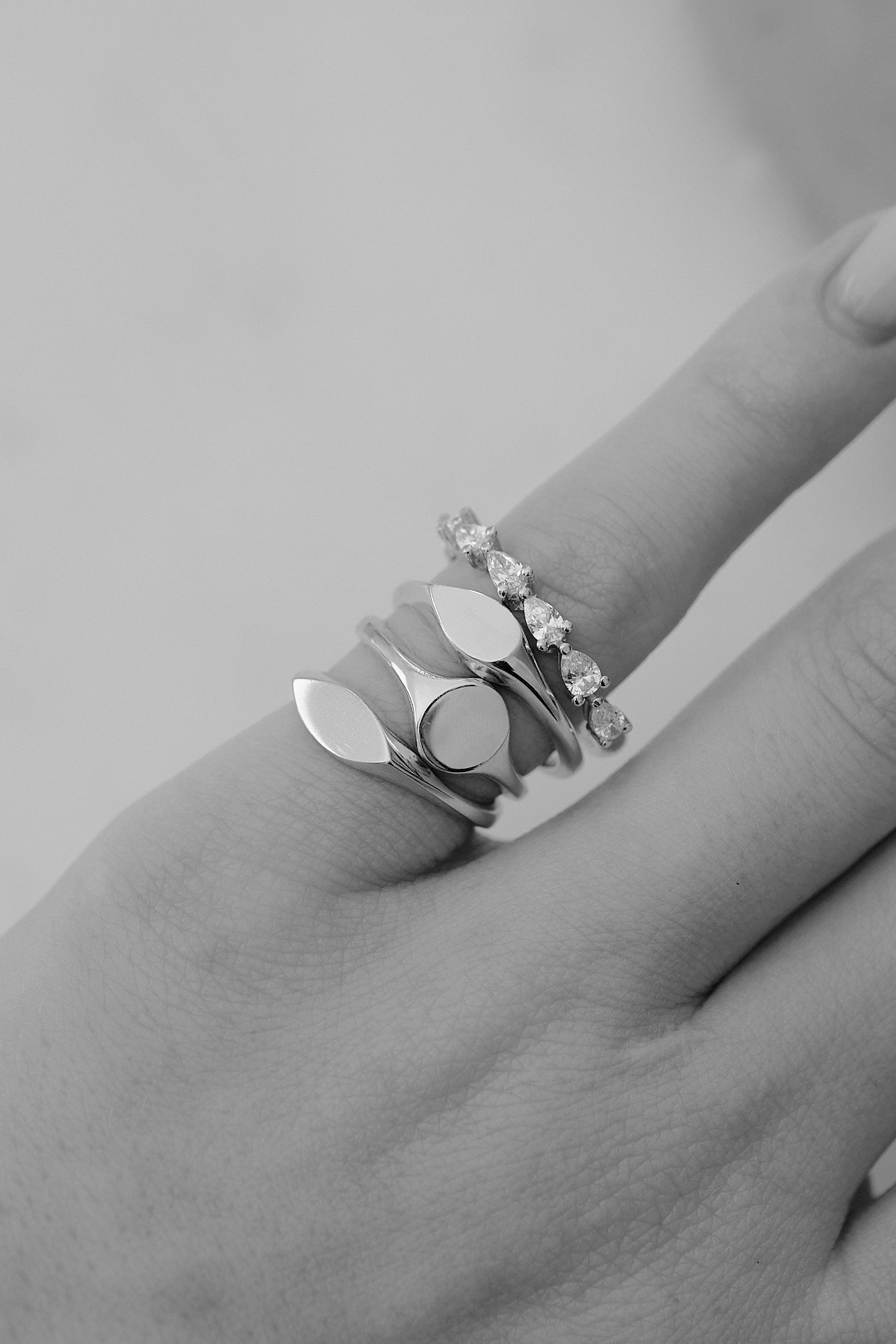 Mini Pear Signet Ring | White Gold| Natasha Schweitzer