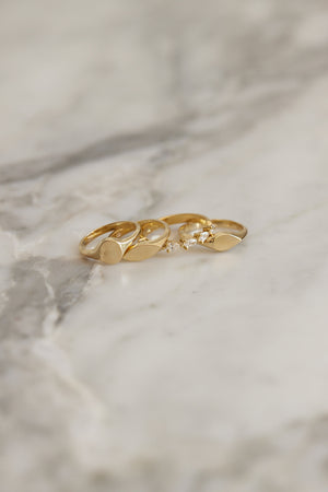 Mini Pear Signet Ring | Yellow Gold | Natasha Schweitzer