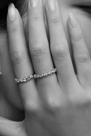 Scattered Diamond Ring | 18K White Gold | Natasha Schweitzer